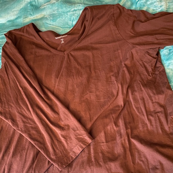 Brown long sleeve sweater - Picture 1 of 2